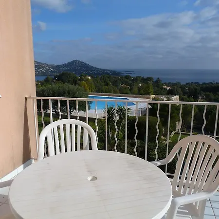 アパート Azzurra Immo: Le Hameau Cap Esterel Saint-Raphaël
