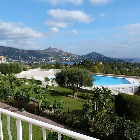 Apartment Azzurra Immo: Le Hameau Cap Esterel *