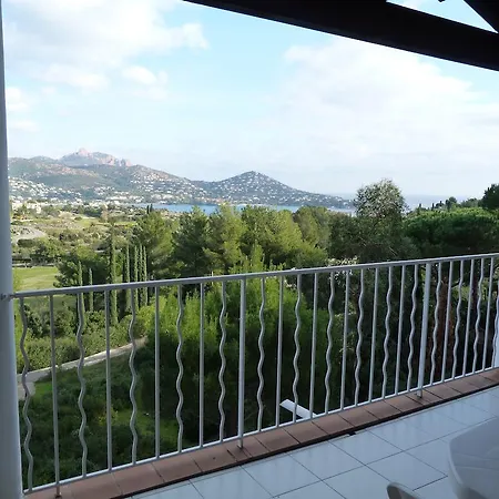 Apartment Azzurra Immo: Le Hameau Cap Esterel *