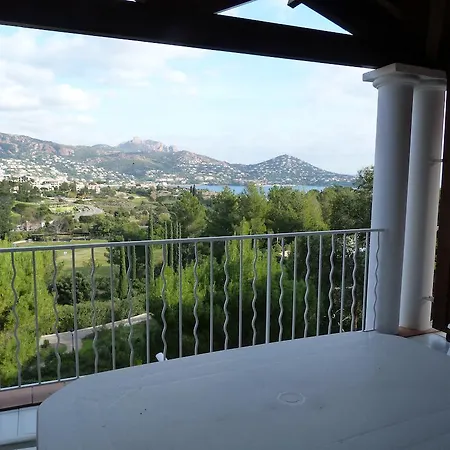 Azzurra Immo: Le Hameau Cap Esterel Saint-Raphael (Var)