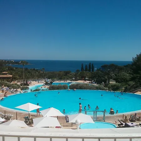 Azzurra Immo: Le Hameau Cap Esterel