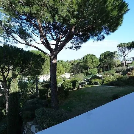 Azzurra Immo: Le Hameau Cap Esterel Saint-Raphael (Var)