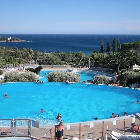 Azzurra Immo: Le Hameau Cap Esterel Saint-Raphael (Var)